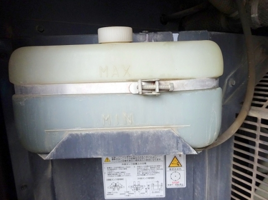 ขายเครื่องปั๊มลม ยี่ห้อ AIRMAN รุ่น PDSF30S