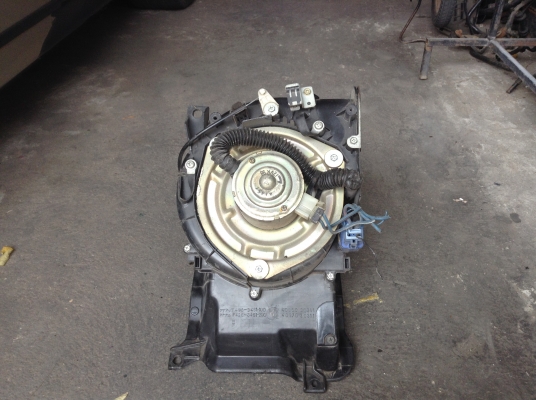 ขายพัดลมโบเวอร์แอร์NISSAN E24