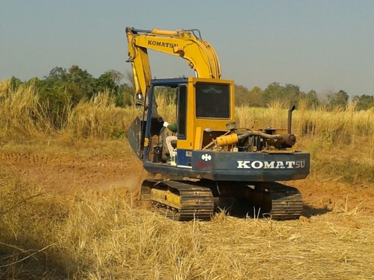 โคมัชซุ pc60รุ่น5 สภาพพร้อมใช้งาน มีเอกสารซื้อขาย