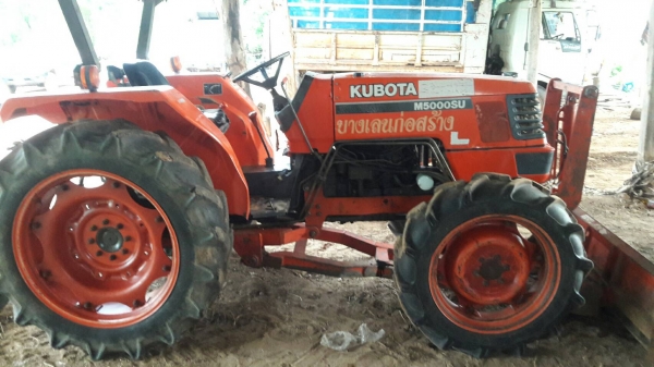 รถไถ M 5000 อุปกร 2 ชิ้น ยางใหม่ 4 เส้น พร้อมใช้งาน ราคา 250000 บาท ดูรถที อ.ราษไศล จ.ศรีสะเกษ ติดต่อทีเบอร์ 098 668-3479 -094 283-9369 คุณ สิทธิ์ รถไถ M 5000 อุปกร 2 ชิ้น ยางใหม่ 4 เส้น พร้อมใช้งาน ราคา 250000 บาท ดูรถที อ.ราษไศล จ.ศรีสะเกษ ติดต่อทีเบอร์ 098 668-3479 -094 283-9369 คุณ สิทธิ์