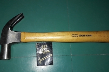 ขายค้อนตราเรือใบขนาด16oz.Made in Usa.ใหม่เก่าเก็บมานาน ขายค้อนตราเรือใบขนาด16oz.Made in Usa.ใหม่เก่าเก็บมานาน