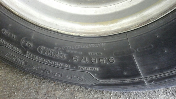 รถบรรทุก 6 ล้อ KM779 รหัสแชชซีKM779 เครื่องWO4D..117แรงม้า เครื่องยนต์ใหม่ลงเล่มเรียบร้อย//ขายเฉพาะหัวกับแชซซีไม่ให้ตู้