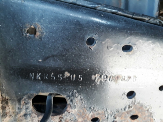 รถบรรทุก 6 ล้อ NKR55EU5/88เเรงม้า เครื่องยนต์4JB1//ขายเฉพาะหัวกับแชซซีไม่ให้ตู้