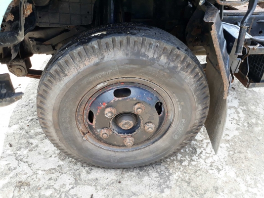 รถบรรทุก 6 ล้อ NKR55EU5/88เเรงม้า เครื่องยนต์4JB1//ขายเฉพาะหัวกับแชซซีไม่ให้ตู้