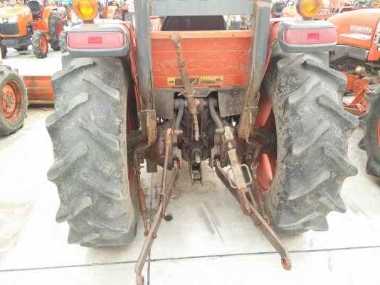 แทรกเตอร์ Kubota L4708 + ใบมีดดันหน้า ราคาเบาๆ สภาพสวยใช้งานได้เลย แทรกเตอร์ Kubota L4708 + ใบมีดดันหน้า ราคาเบาๆ สภาพสวยใช้งานได้เลย
