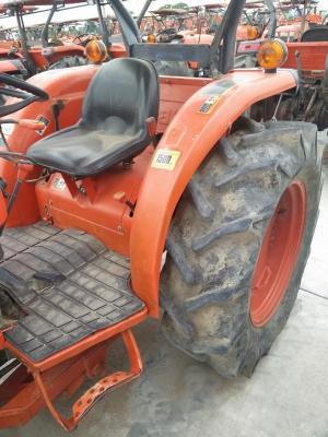 ขายด่วนแทรกเตอร์ Kubota L4708 รถดีพร้อมใช้งาน รีบมาจับจองกันได้คร้าบ