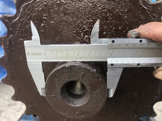 ขายหัวเกียร์ SEW eurodrive พร้อมมอเตอร์ mitsubishi 10HP. 380V อัตราทด 1:39.7 เพลาออกประมาณ 36รอบต่อนาที สภาพสวยเดิมๆ ตัดออกจากโรงงาน หมุนนิ่ม พร้อมใช้งาน ขายหัวเกียร์ SEW eurodrive พร้อมมอเตอร์ mitsubishi 10HP. 380V อัตราทด 1:39.7 เพลาออกประมาณ 36รอบต่อนาที สภาพสวยเดิมๆ ตัดออกจากโรงงาน หมุนนิ่ม พร้อมใช้งาน