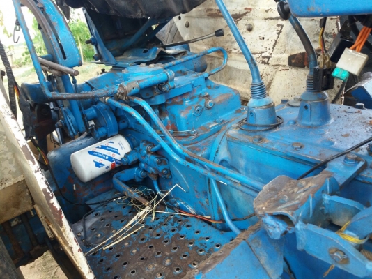 ขายรถไถฟอด6600เสื้อลายรถพร้อมใช้งานคับ เอกสารเล่มทะเบียน