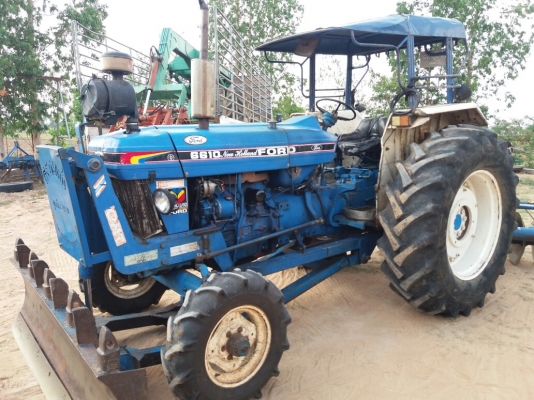 ขายรถไถฟอด6600เสื้อลายรถพร้อมใช้งานคับ เอกสารเล่มทะเบียน