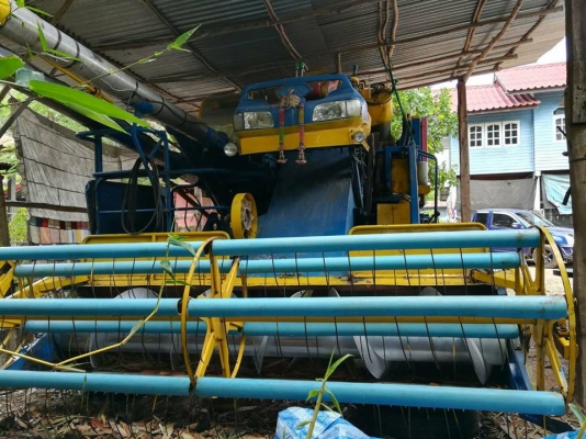 ขายรถเกี่ยวข้าว ไทยเส็ง เดี่ยวทรนง เครื่องJO8C260โบว์ ช่วงล่าง12ปั๊ม23ไดกิ้น อุ้ม2.5ตัน