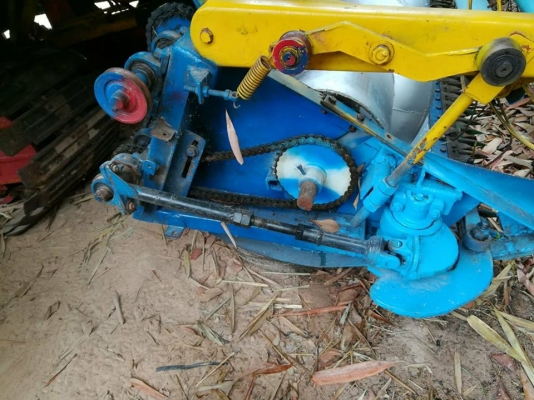 ขายรถเกี่ยวข้าว ไทยเส็ง เดี่ยวทรนง เครื่องJO8C260โบว์ ช่วงล่าง12ปั๊ม23ไดกิ้น อุ้ม2.5ตัน