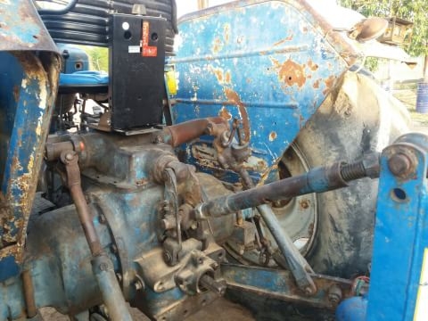 ขายรถไถFord77 T3เอกสารเล่มสภาพสวยพร้อมใช้ ต่อคุณอ๊อฟพิจิตร086-737-9991 ขายรถไถFord77 T3เอกสารเล่มสภาพสวยพร้อมใช้ ต่อคุณอ๊อฟพิจิตร086-737-9991