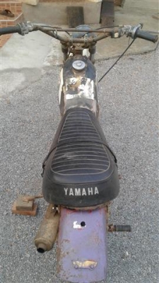 ขาย DT100 เครื่องติดขี่ได้สับโดดไม่ทีเอกสารออกเหมาะทำอะไหล่เข้าป่าลงสนามขายตามสภาพ ขาย DT100 เครื่องติดขี่ได้สับโดดไม่ทีเอกสารออกเหมาะทำอะไหล่เข้าป่าลงสนามขายตามสภาพ