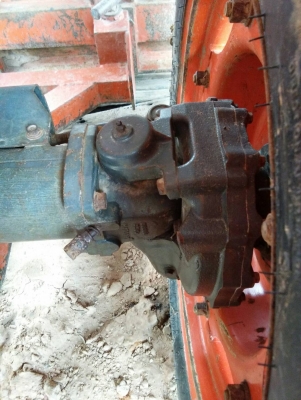 รถไถ M 5000  อุปกร 2 ชิ้น   พร้อมใช้งาน ปี 52   ราคา 320000  บาท  ( ดูรถก่อนต่อคับ )  ดูรถได้ที อ. บ้านไผ่ จ. ขอนแก่น ติดต่อทีเบอร์ 098 668-3479 -094 283-9369 คุณ สิทธิ์