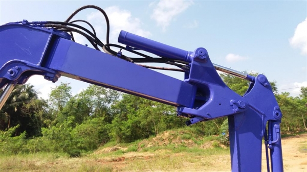 ขายรถขุด รถแบคโฮ KOMATSU PC28uu#2 ขายรถขุด รถแบคโฮ KOMATSU PC28uu#2