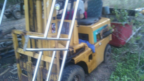 ขายงา3เมตรยกใด้1ตันเครื่องกิมินี่ดีเซล