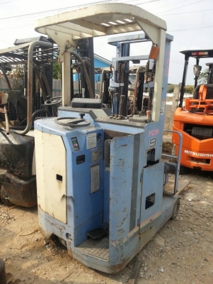 ขายรถยก 900 กก ยกสูง 3 เมตร