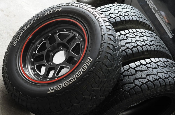 ล้อลายดุ Duel 17 x 9 พร้อมยาง AT ล้อลายดุ Duel 17 x 9 พร้อมยาง AT