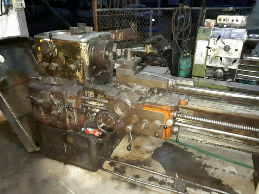 ขายเครื่องกลึงญี่ปุ่น3เพลาเบรค7ฟุตราคาเบาๆครับ