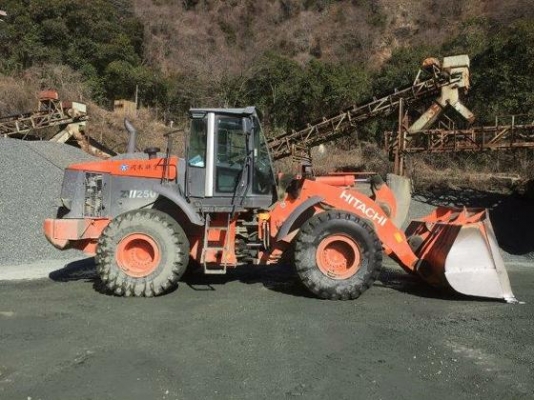Hitachi ZW250 ปี 2011 นำเข้าจากญี่ปุ่น สภาพสวยพร้อมใช้ ราคาไม่แพง Hitachi ZW250 ปี 2011 นำเข้าจากญี่ปุ่น สภาพสวยพร้อมใช้ ราคาไม่แพง