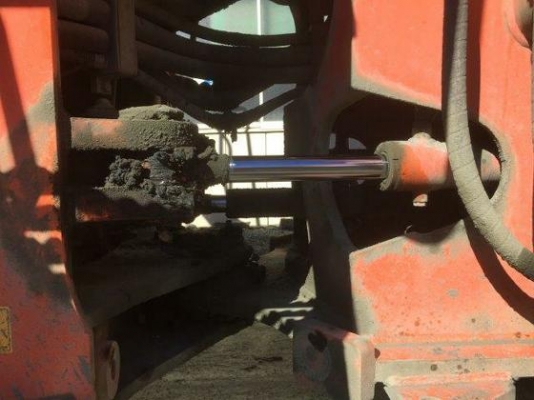 Hitachi ZW250 ปี 2011 นำเข้าจากญี่ปุ่น สภาพสวยพร้อมใช้ ราคาไม่แพง Hitachi ZW250 ปี 2011 นำเข้าจากญี่ปุ่น สภาพสวยพร้อมใช้ ราคาไม่แพง