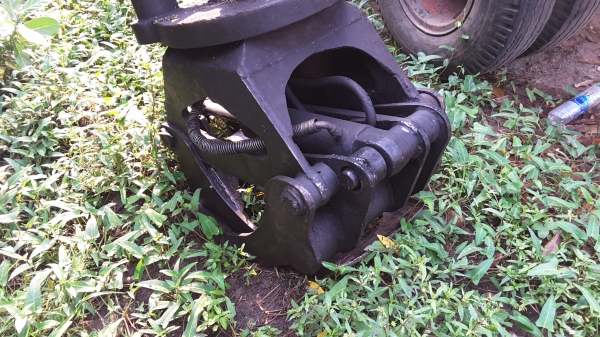 ขายรถคีบแม็คโคเล็ก EX55UR HITACHI เอกสารครบ ขายรถคีบแม็คโคเล็ก EX55UR HITACHI เอกสารครบ