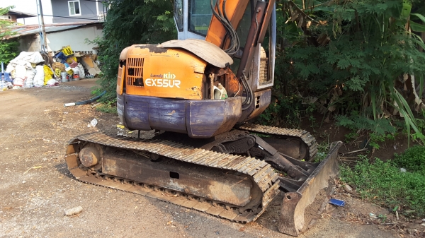 ขายรถคีบแม็คโคเล็ก EX55UR HITACHI เอกสารครบ ขายรถคีบแม็คโคเล็ก EX55UR HITACHI เอกสารครบ