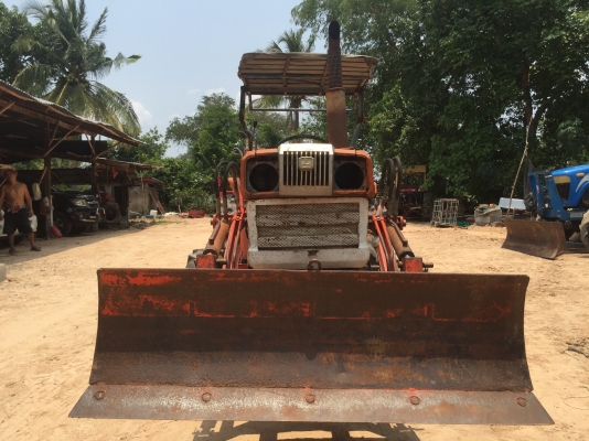 ขายรถไถคูโบต้า ข้างขาว L2002DT 4WD เพลากลาง เครื่อง 3สูบ อุปกรณ์ดันหน้า+หาง5  LCS พร้อมใช้