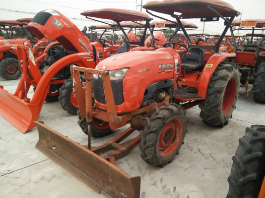 ขายแทรกเตอร์รุ่น L4708 ใบมีดคานล่าง สภาพดีใช้งานได้สบาย รีบมาจองกันเลย