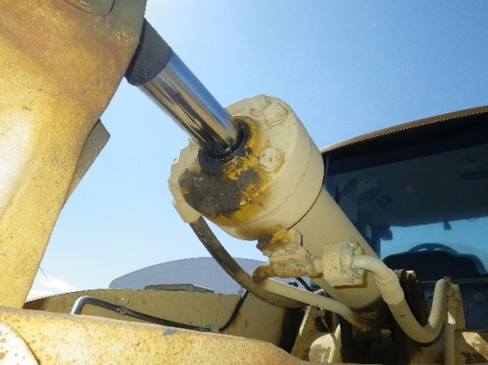 ขายรถตัก ยี่ห้อ CAT รุ่น 950H ขายรถตัก ยี่ห้อ CAT รุ่น 950H