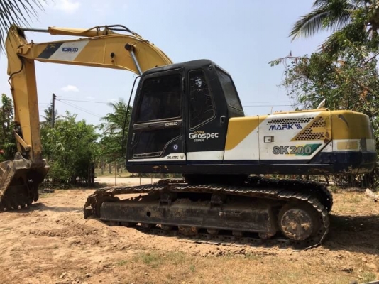 KOBELCO SK200 MARK 3 ราคา 595,000 บาท เครื่อง 6D31 Turbo ปั้ม K3V โช่หนา เอวแน่น ไฟฟ้าตัด เอกสารชื้อขาย  รถอยู่ จ.สุรินทร์