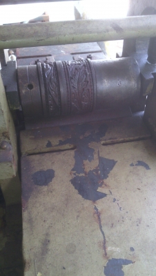 เครื่องกลิ้งลายเข็มขัดหนัง