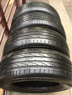 ยาง Bridgestone 225 65 17 ปี14 ดอกเต็ม ใช้ยาว ราคาไม่แพง ยาง Bridgestone 225 65 17 ปี14 ดอกเต็ม ใช้ยาว ราคาไม่แพง