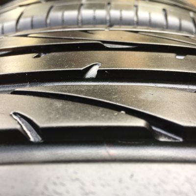 ยาง Bridgestone 225 65 17 ปี14 ดอกเต็ม ใช้ยาว ราคาไม่แพง ยาง Bridgestone 225 65 17 ปี14 ดอกเต็ม ใช้ยาว ราคาไม่แพง