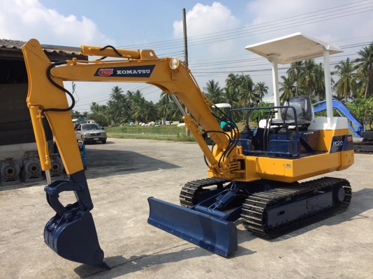 รถขุด KOMATSU PC20-6 ทำสีใหม่ มือสองนำเข้าญี่ปุ่น