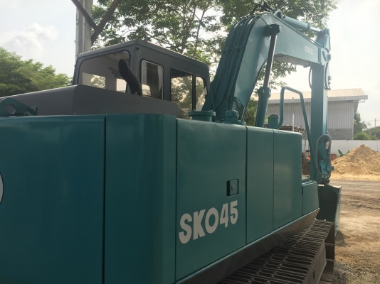 Kobelco sk045 เก่านอก ใบอินวอย รถไม่เคยใช้งานในไทย100\% รถเดิม รถสภาพนางฟ้า หกพันชั่วโมง สนใจติดต่อสอบถามได้ที่ 0802719535 คุณเบียร์