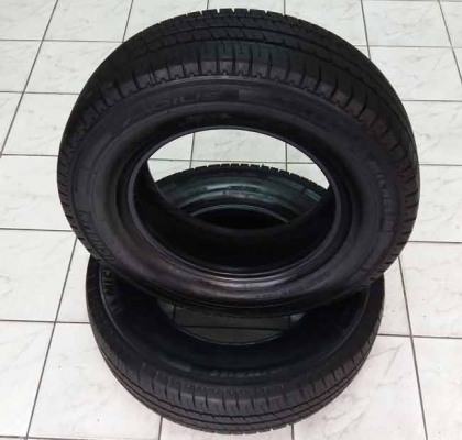 ขายยาง Michelin 215/70R16C รุ่น Aguis ถอดจากป้ายแดง มี 4 เส้น