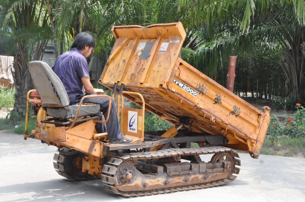 ขายรถบรรทุกดั้มเปอร์YANMAR YFW20 ตีนตะขาบแทรคเหล็กสวย สวยเดิมจากญี่ปุ่นยังไม่เคยใช้ในไทย 95,000เท่าน