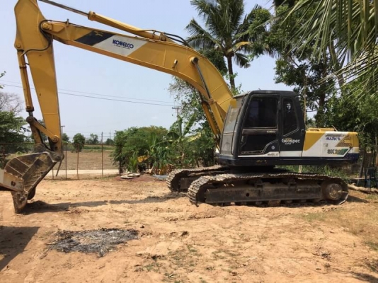 ขาย 595,000 KOBELCO  sk 200 MARK 3  เครื่อง 6D31 Turbo ดีแรง ปั้ม K3V แรงสมบูณร์ โช่หนา เอวแน่น ไฟฟ้าตัด รถพร้อมใช้ รถอยู่ สุรินทร์ 090-772-3710 090-772-3708