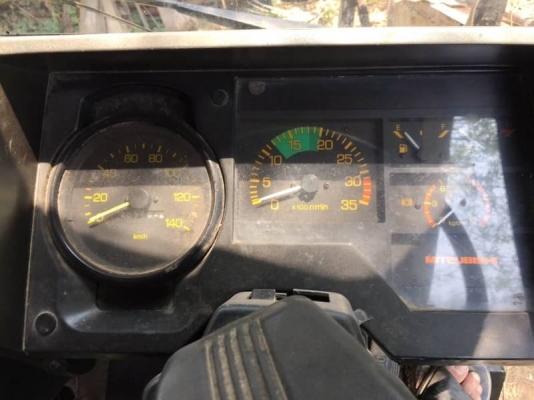 ขาย 650,000 MITSU FUSO FN 527 M-TD1741  เครื่อง 6D16-195 แรง 10 เกียร์ หัวบาง ยางดี คัสชีสวย เบรคใหญ่ เอกสารเล่มทะเบียน รถอยู่ จ.สุรินทร์ 090-772-3710 090-772-3708