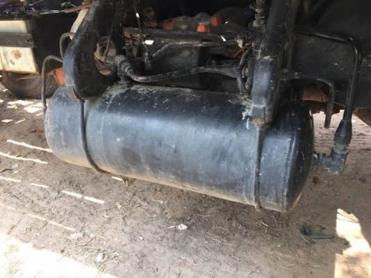 ขาย 650,000 MITSU FUSO FN 527 M-TD1741  เครื่อง 6D16-195 แรง 10 เกียร์ หัวบาง ยางดี คัสชีสวย เบรคใหญ่ เอกสารเล่มทะเบียน รถอยู่ จ.สุรินทร์ 090-772-3710 090-772-3708