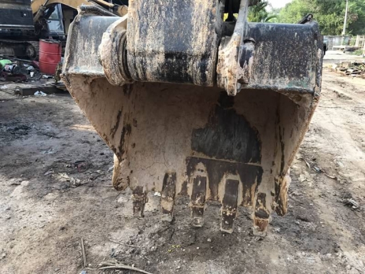 ขาย 795,000 KOBELCO SK200 MARK 5 SUPER  เครื่องดี ปั้มแรง โช่หนา เอวแน่น ไฟฟ้าครบ เอกสารเล่มทะเบียน  รถอยู่ จ.สุรินทร์  090-772-3710 090-772-3708