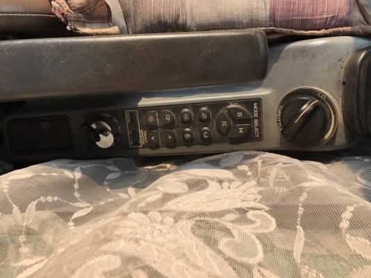 ขาย 795,000 KOBELCO SK200 MARK 5 SUPER  เครื่องดี ปั้มแรง โช่หนา เอวแน่น ไฟฟ้าครบ เอกสารเล่มทะเบียน  รถอยู่ จ.สุรินทร์  090-772-3710 090-772-3708