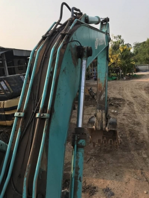 ขาย 795,000 KOBELCO SK200 MARK 5 SUPER  เครื่องดี ปั้มแรง โช่หนา เอวแน่น ไฟฟ้าครบ เอกสารเล่มทะเบียน  รถอยู่ จ.สุรินทร์  090-772-3710 090-772-3708
