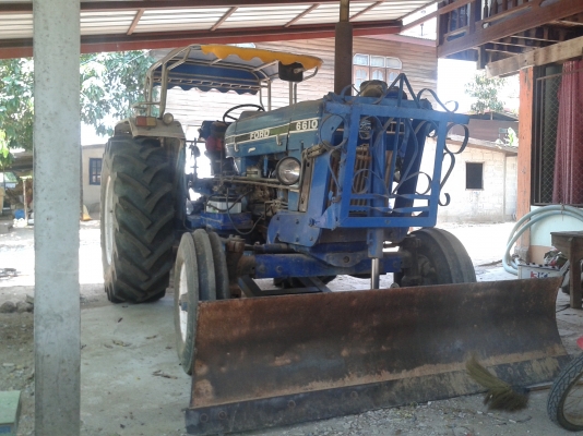 ขายฟอร์ด6610 เสื้อลายHH3 รถบ้านพร้อมใช้ สภาพสวย