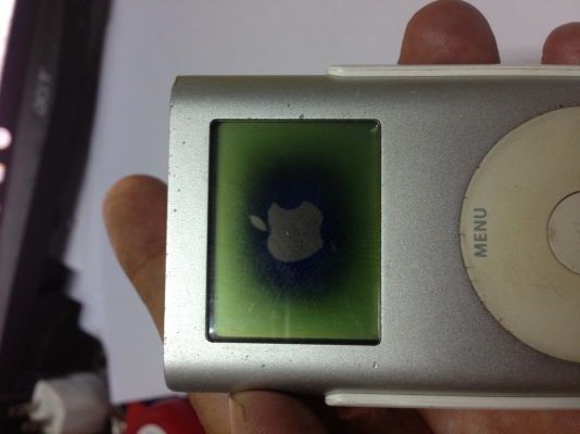 ขาย ipod เปิดไม่ติด