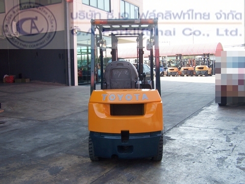 ขาย รถโฟล์คลิฟท์ TOYOTA รุ่น 7-FG15