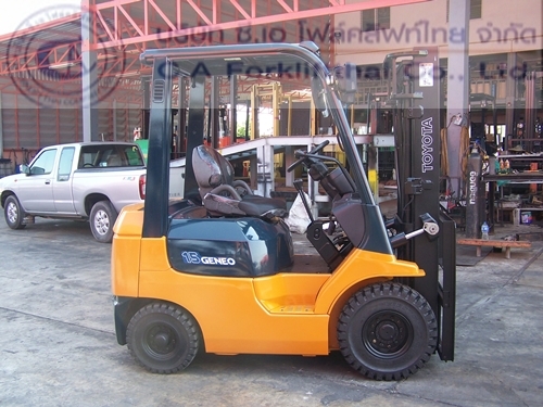 ขาย รถโฟล์คลิฟท์ TOYOTA รุ่น 7-FG15