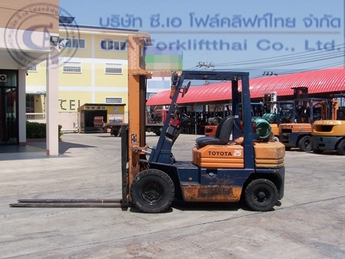 ขาย รถโฟล์คลิฟท์ TOYOTA รุ่น 5-FG25
