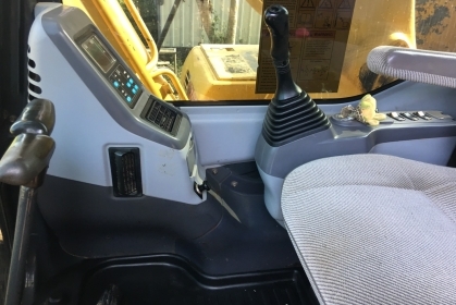 ขาย!! &gt;&gt;&gt; Komatsu Pc200 รุ่น 7 พร้อมใช้งาน &lt;&lt;&lt; เบอร์ติดต่อ 098-7155789